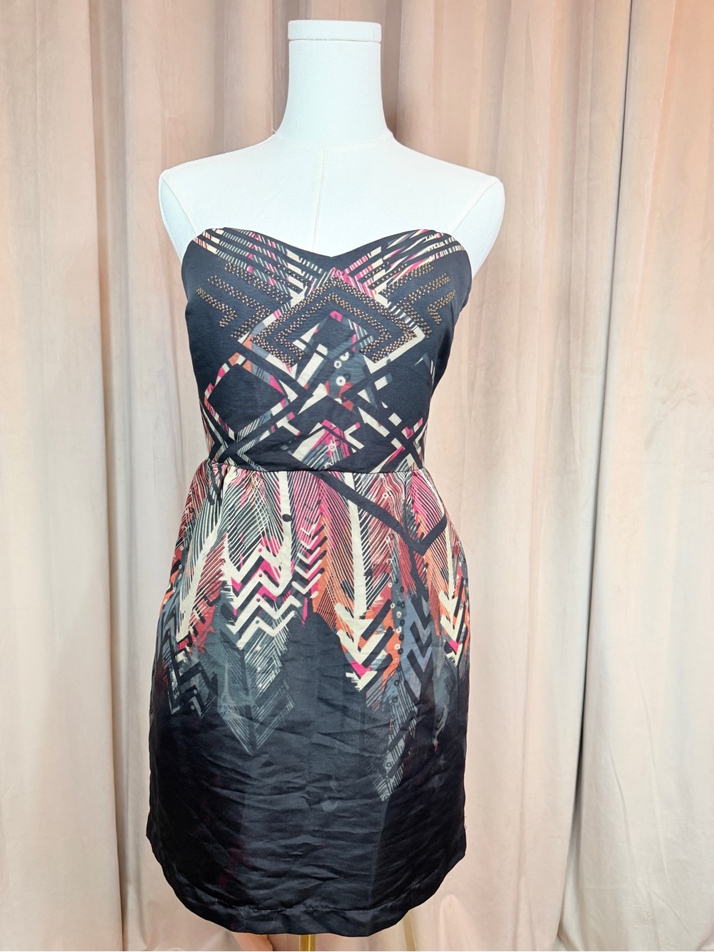 Ecote Black Strapless Dress with Pink and Cream Feather Geometric Print